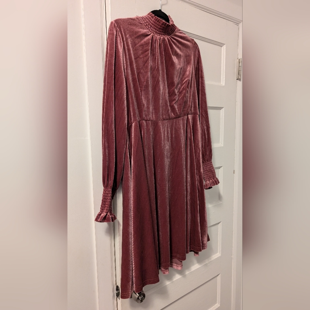 Pink Desert Pink Velour Holiday Dress XXL (Influencer collaboration)